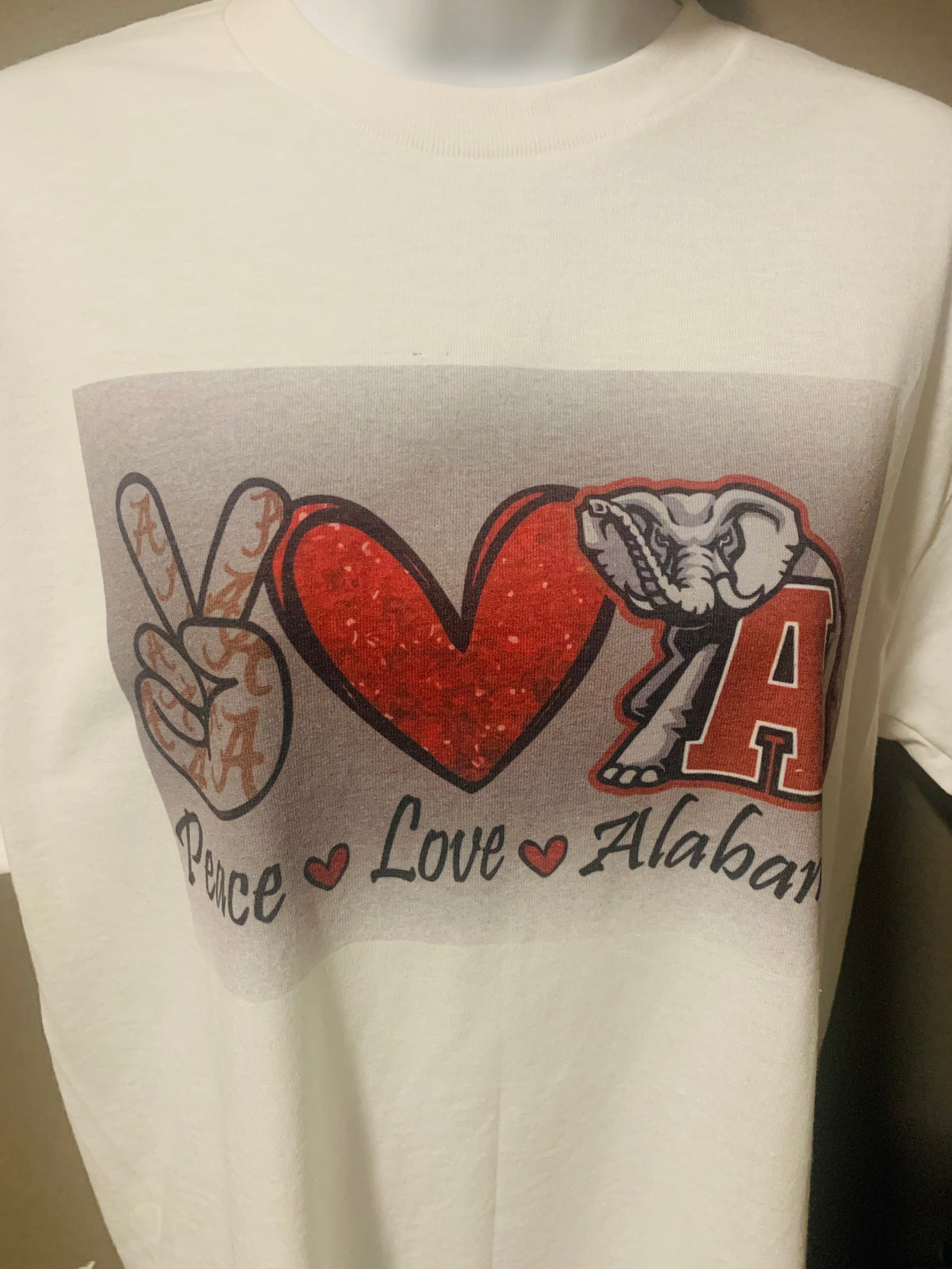Peace Love Alabama Graphic Top - Debs on 5th