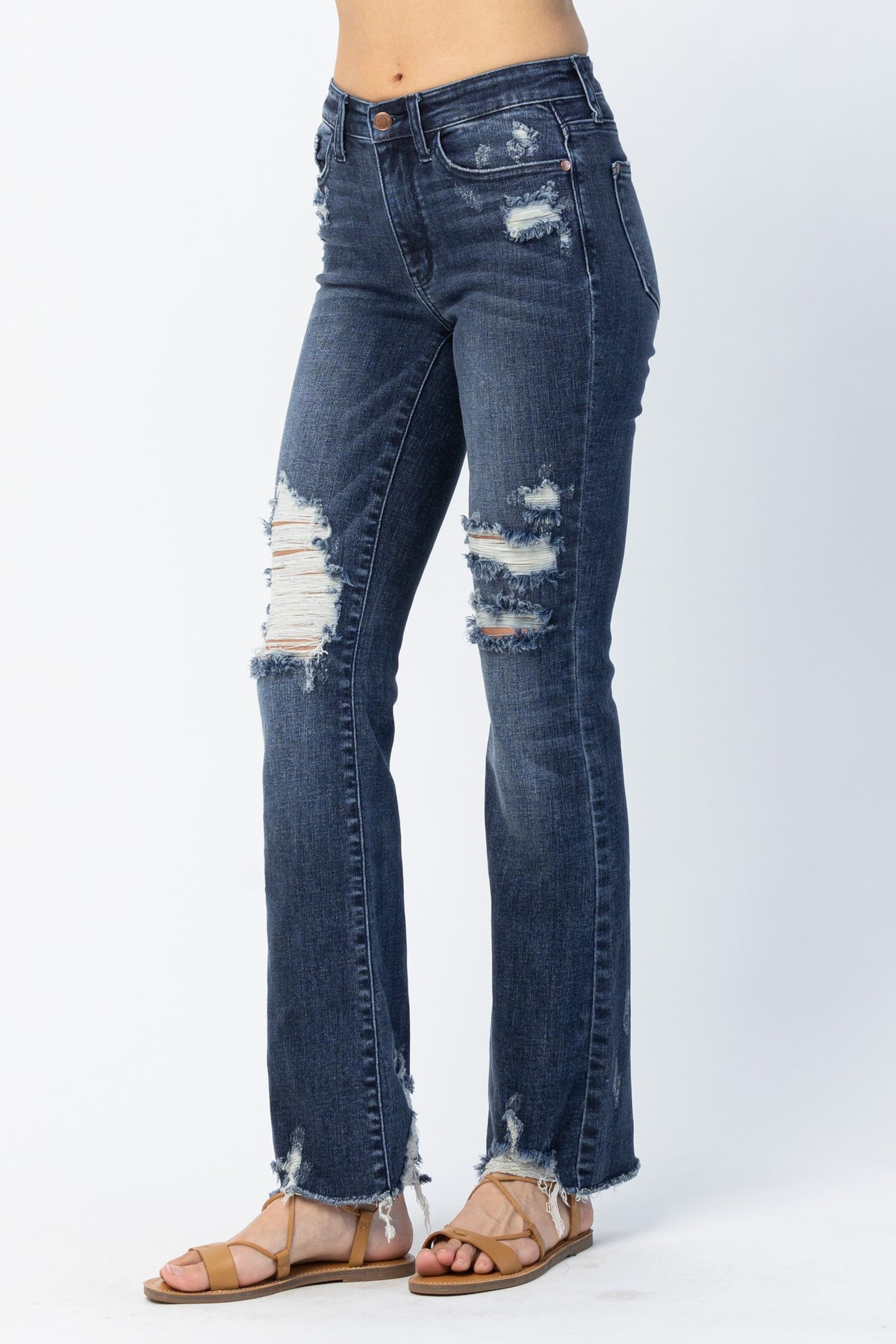 Midrise Hi Contrast Slim Bootcut w Destroy - Debs on 5th