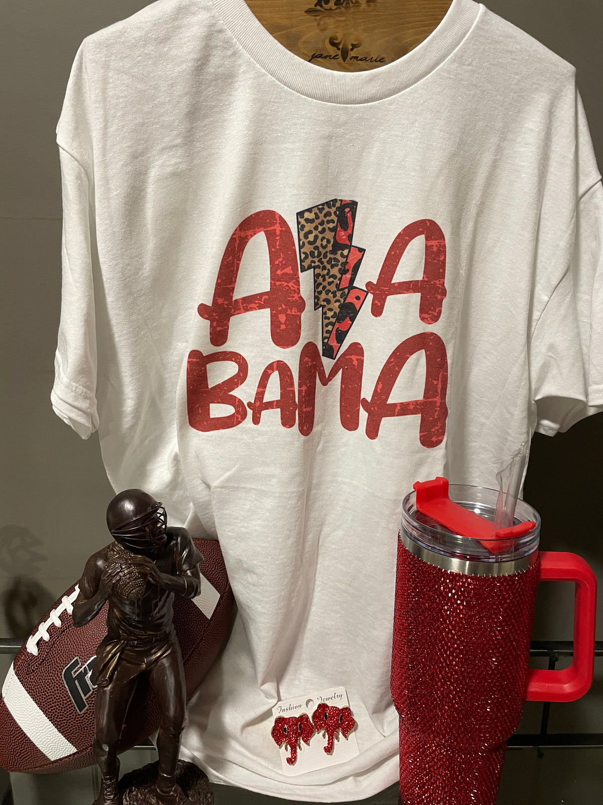 Round A Bolt Graphic Top - Debs on 5th