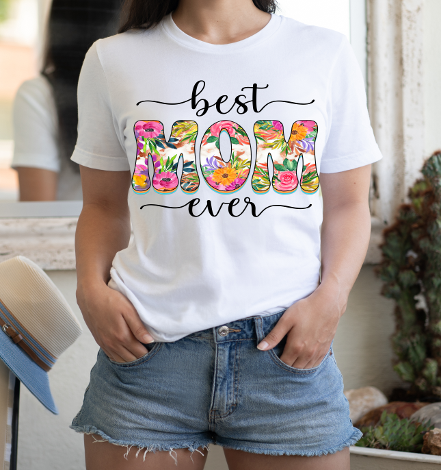Best Mom Ever Graphic Tee - Debs on 5th