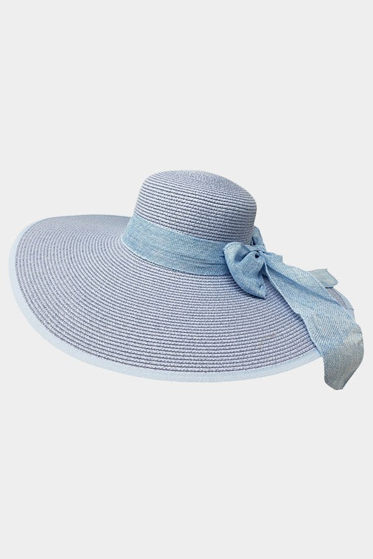 Sombrero de paja con banda de lazo