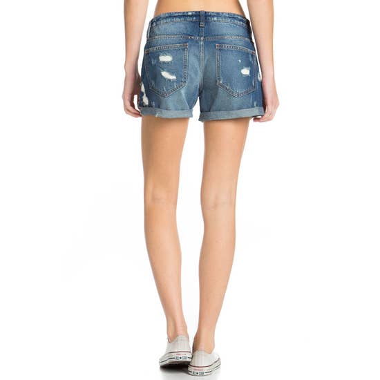 Relaxed Look Distressed Boyfriend Short