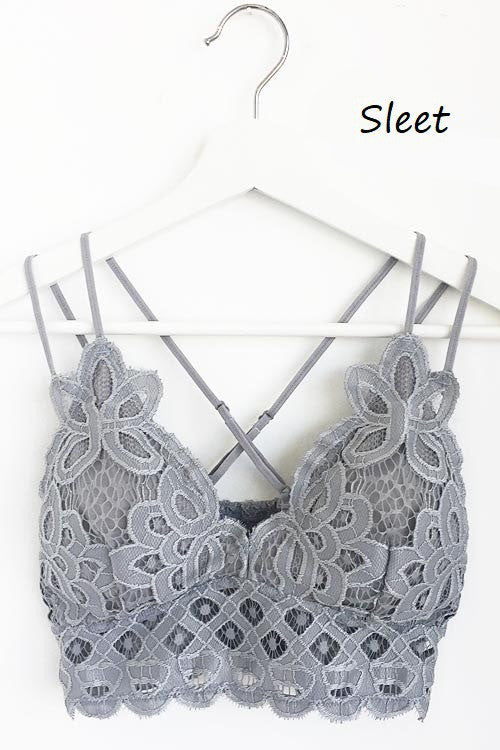Plus Size Crochet Lace Bralette with Bra Pads – Debs on 5th